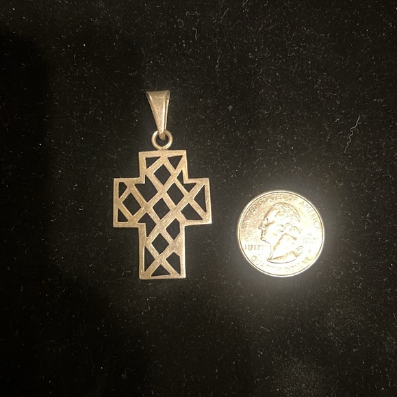 Silpada Sterling Silver Cross Pendant - Picture 3 of 5